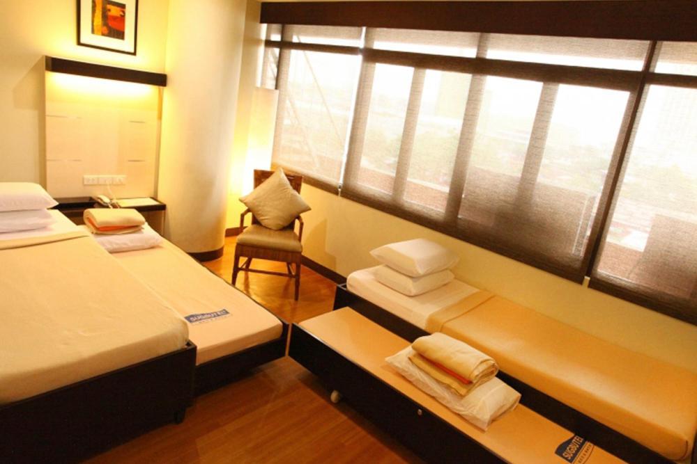 Sugbutel Family Hotel Cebu Extérieur photo
