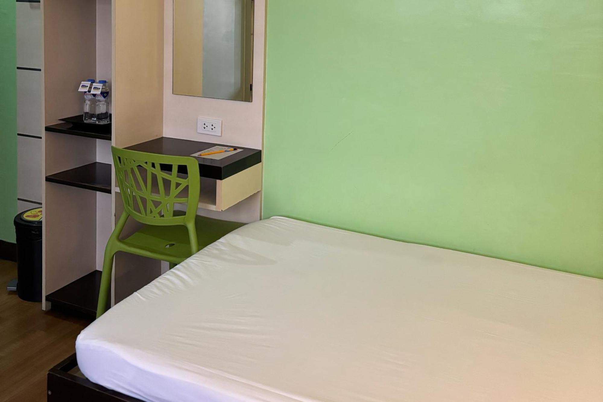 Sugbutel Family Hotel Cebu Extérieur photo