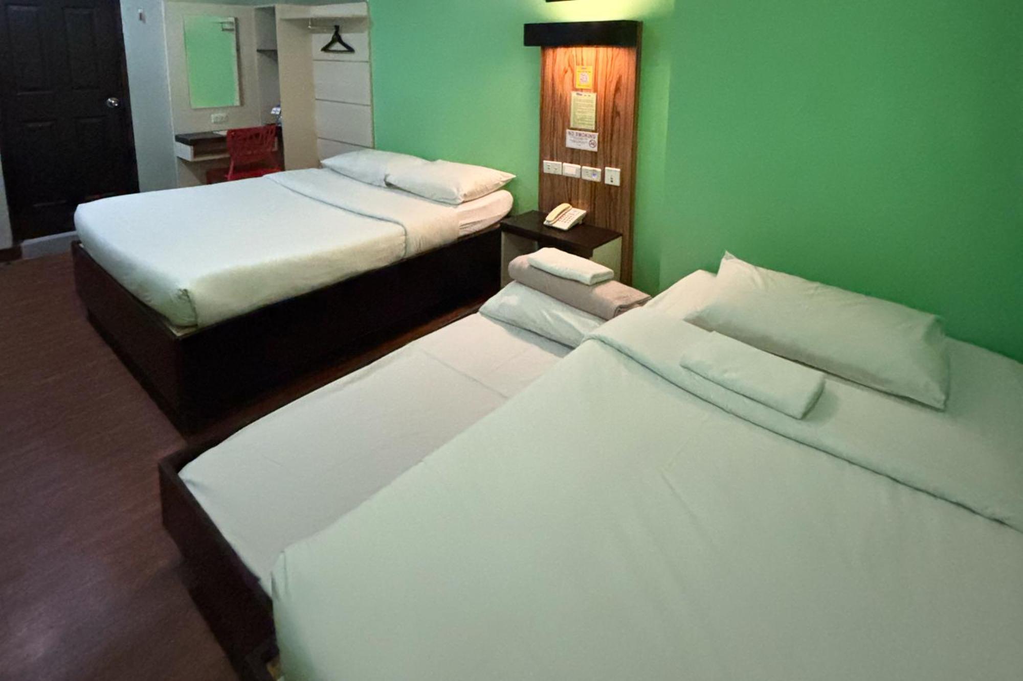 Sugbutel Family Hotel Cebu Extérieur photo