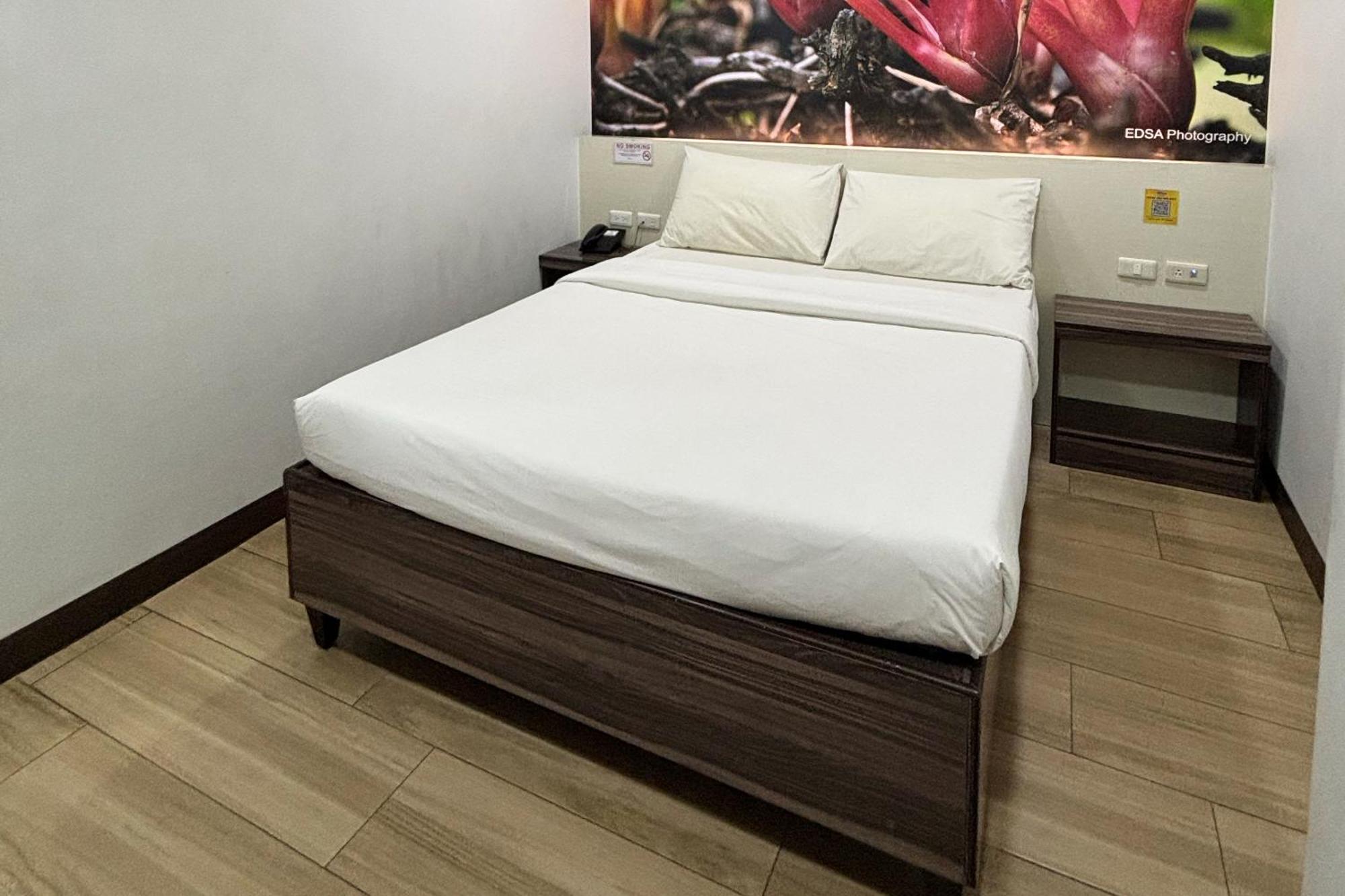 Sugbutel Family Hotel Cebu Extérieur photo