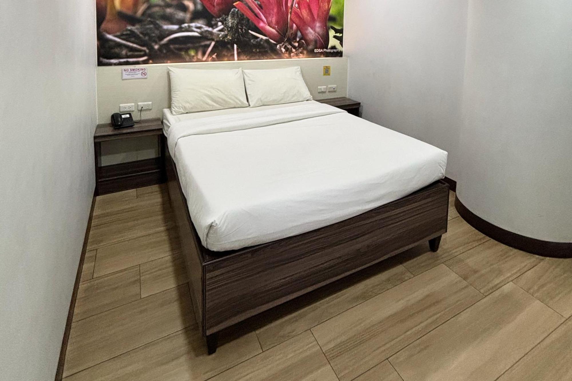 Sugbutel Family Hotel Cebu Extérieur photo